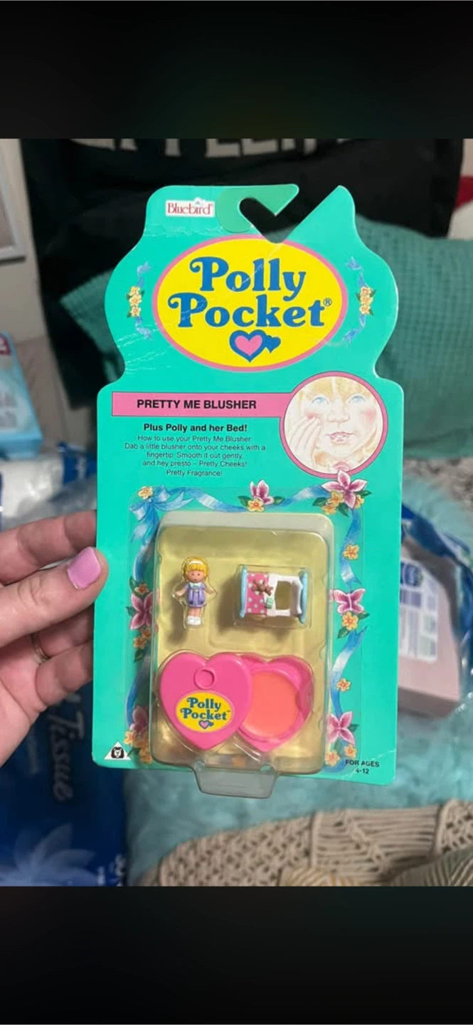 Polly pocket pretty me blusher new