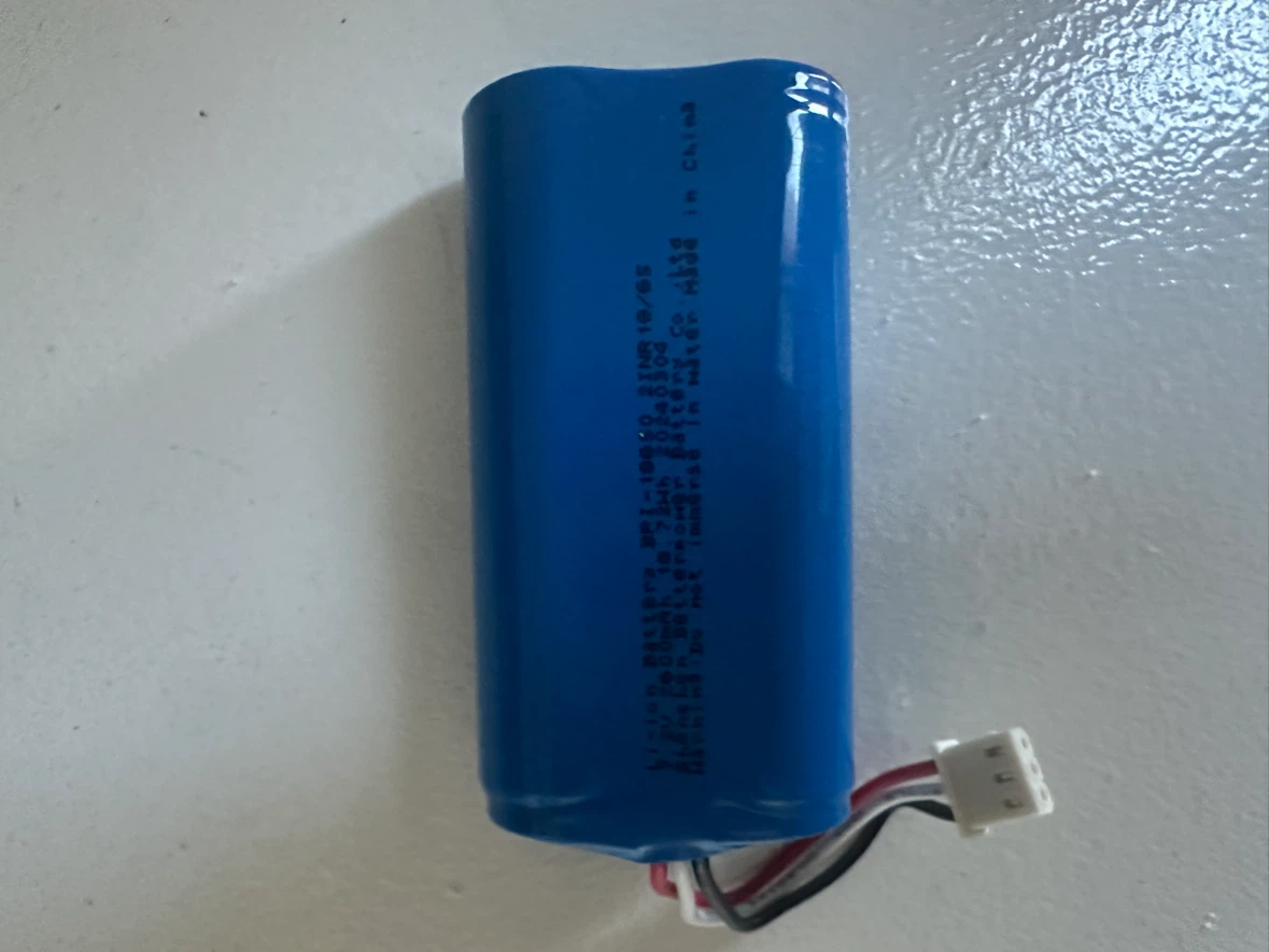7.4V 2600mAh battery - photo 2