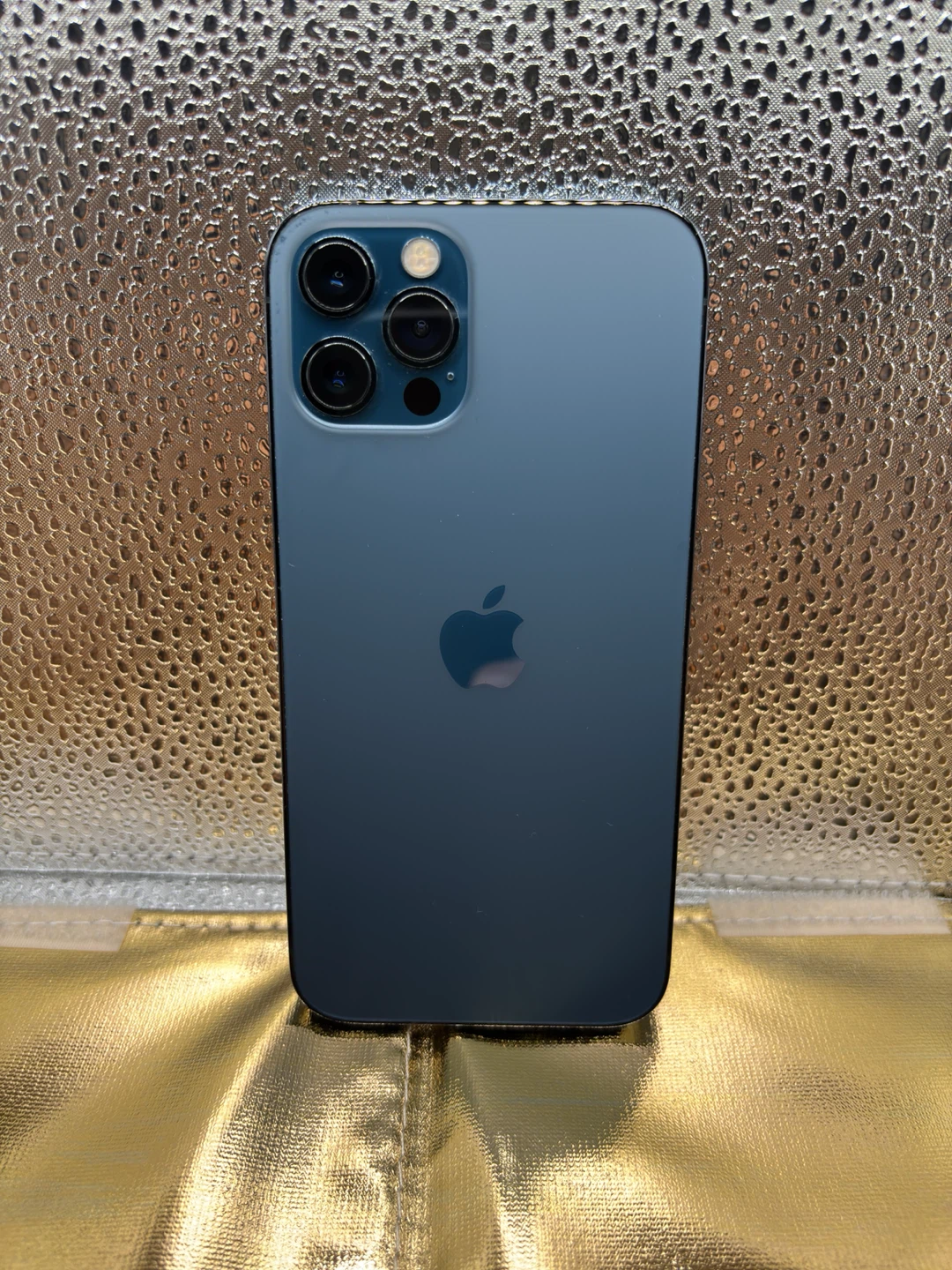 Apple iPhone 12 Pro - photo 2