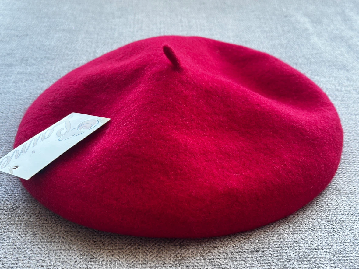 Red Wool Beret - photo 4
