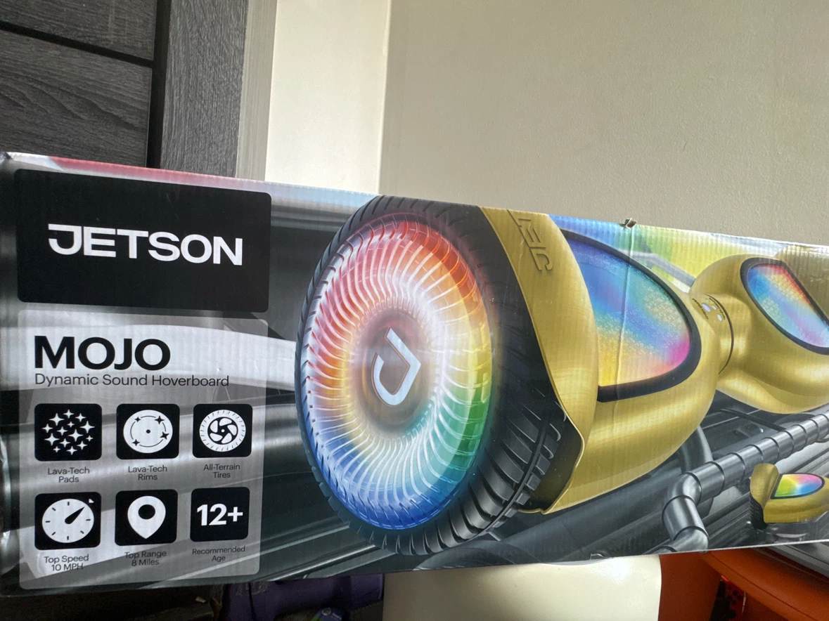 Jetson Mojo Dynamic Sound Hoverboard
