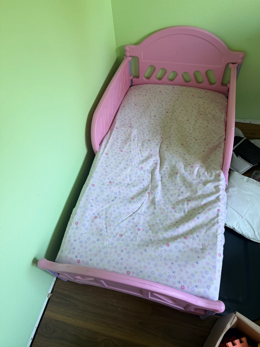 Pink Toddler Bed