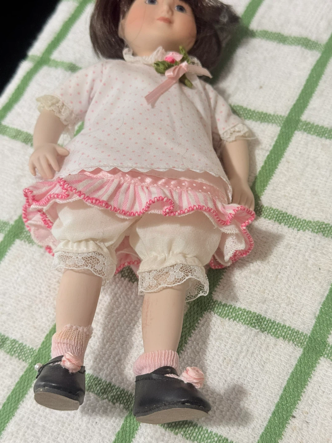 Margaret Collectible Porcelain Doll with Pink Outfit - photo 4