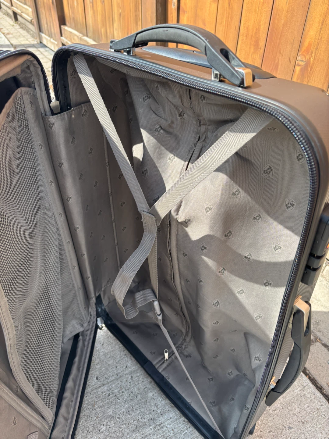 Medium Heys Hardside Spinner Luggage - photo 5
