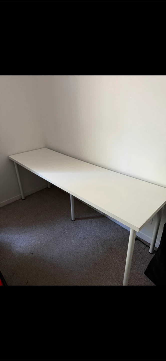 White IKEA desk