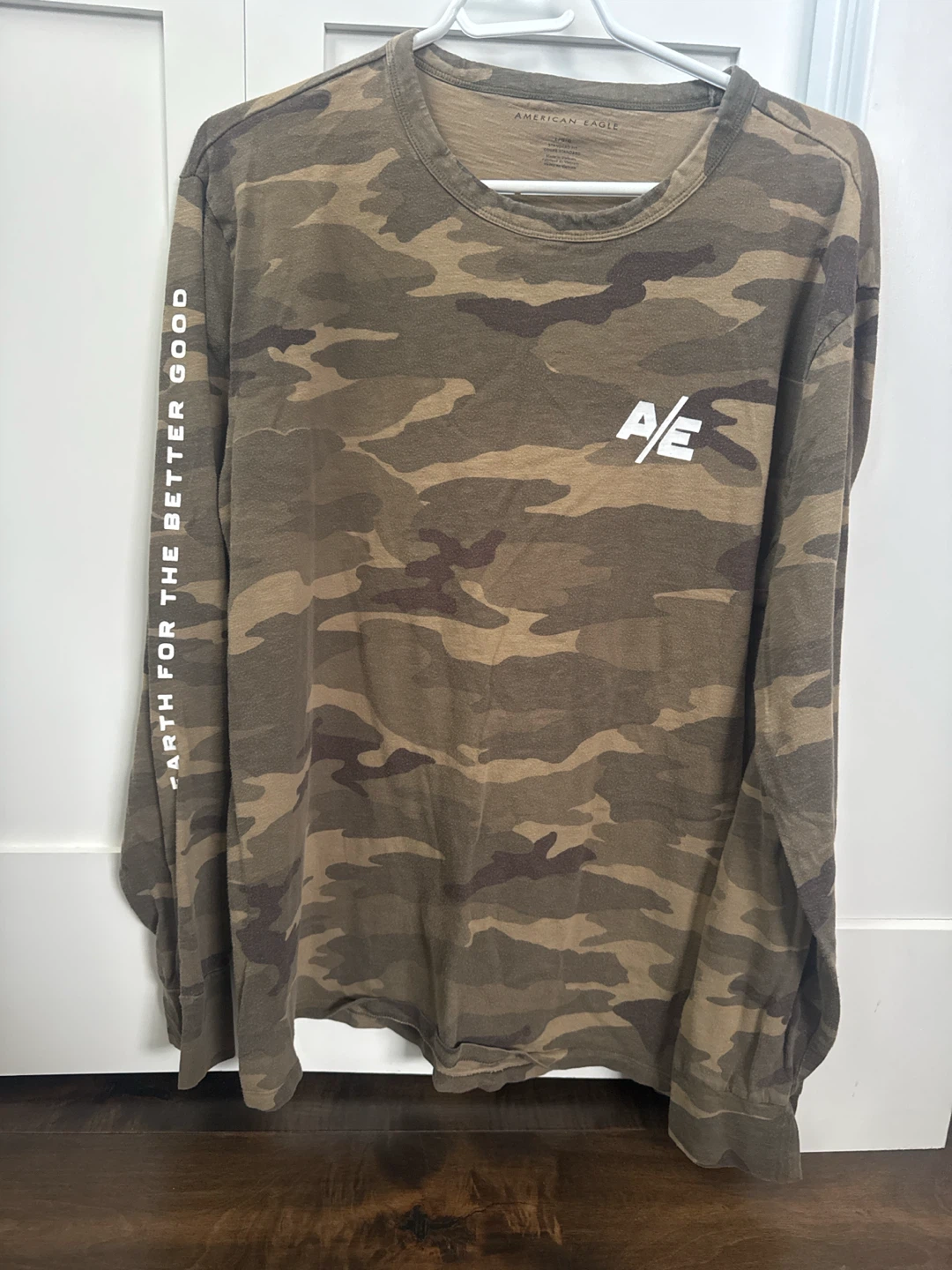 American Eagle Camo Long Sleeve Shirt