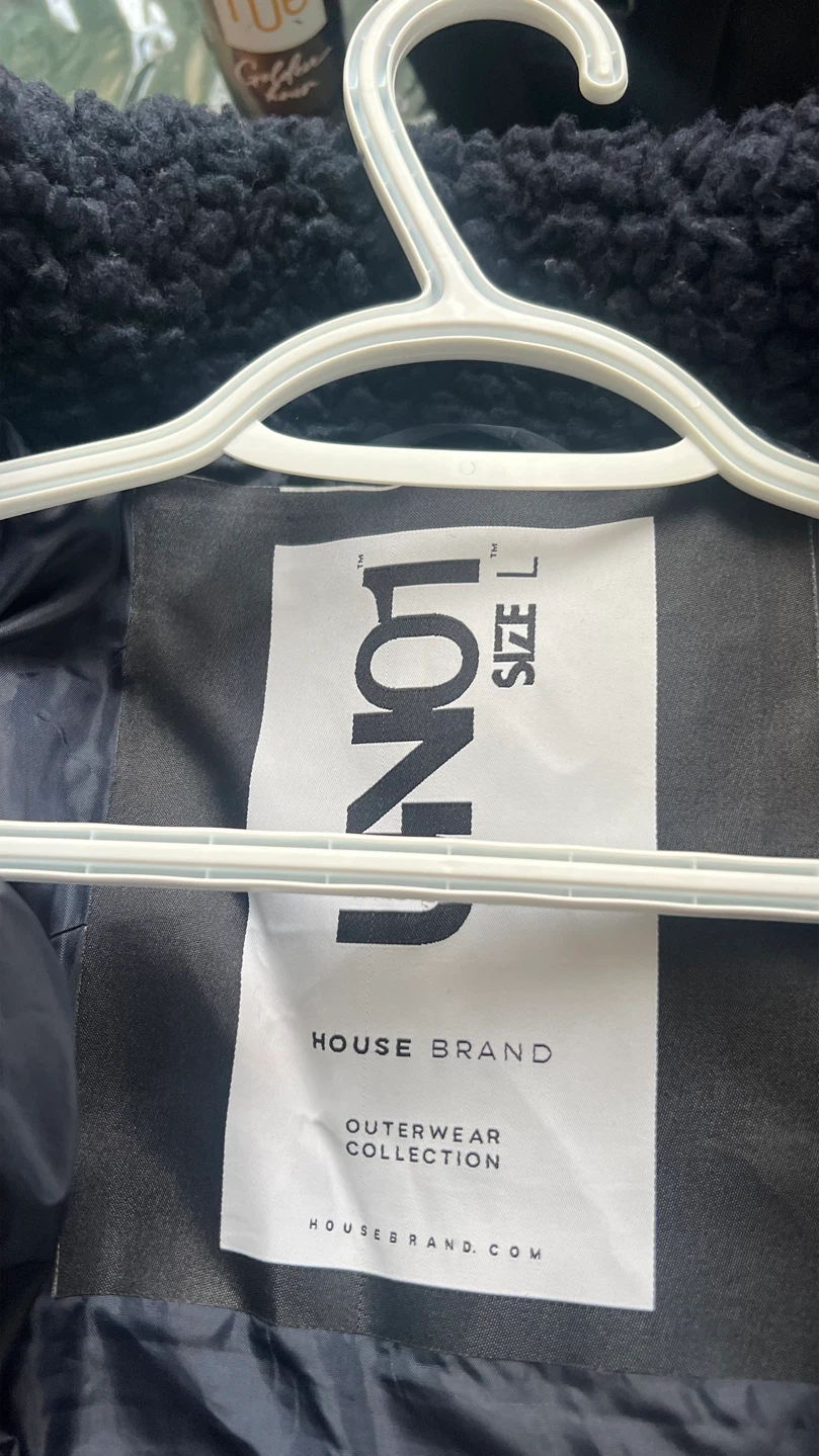 UN01 House Brand Black Sherpa Jacket - photo 3