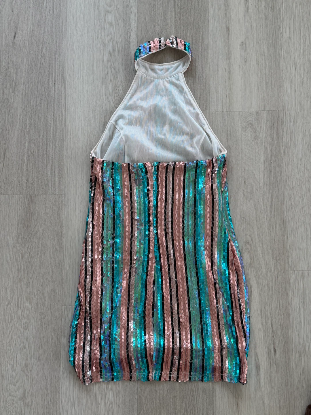 En Crème Sequin Halter Dress Size S - photo 2