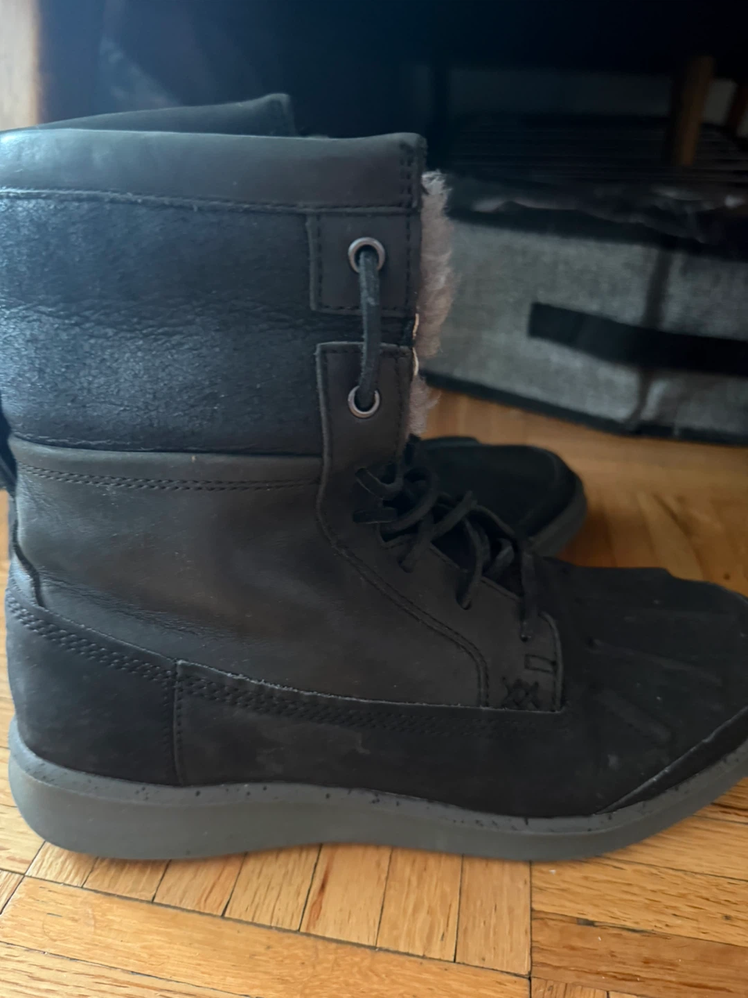 UGG Leather Winter Boots - photo 4
