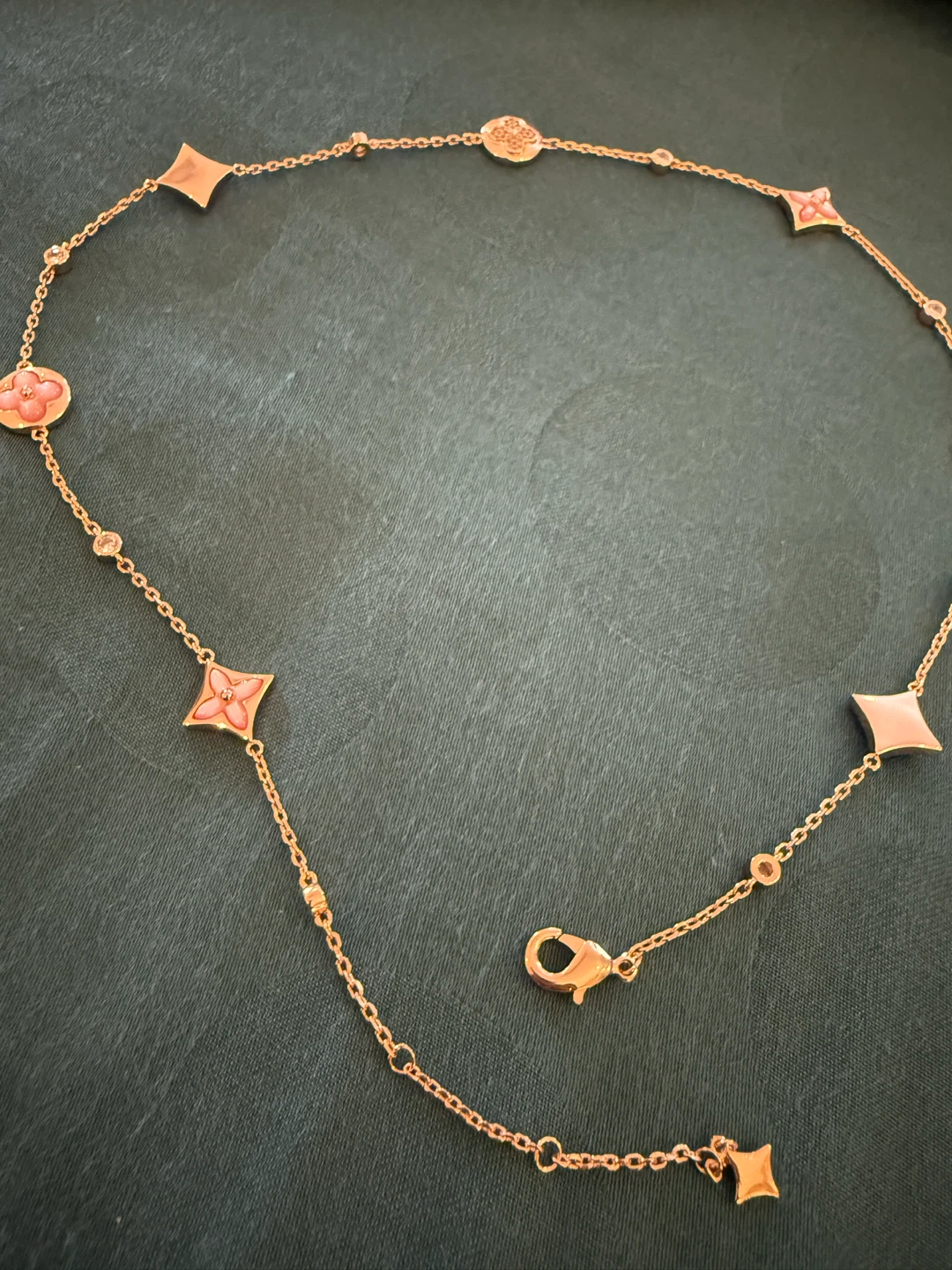 Louis Vuitton Flower Necklace - photo 2