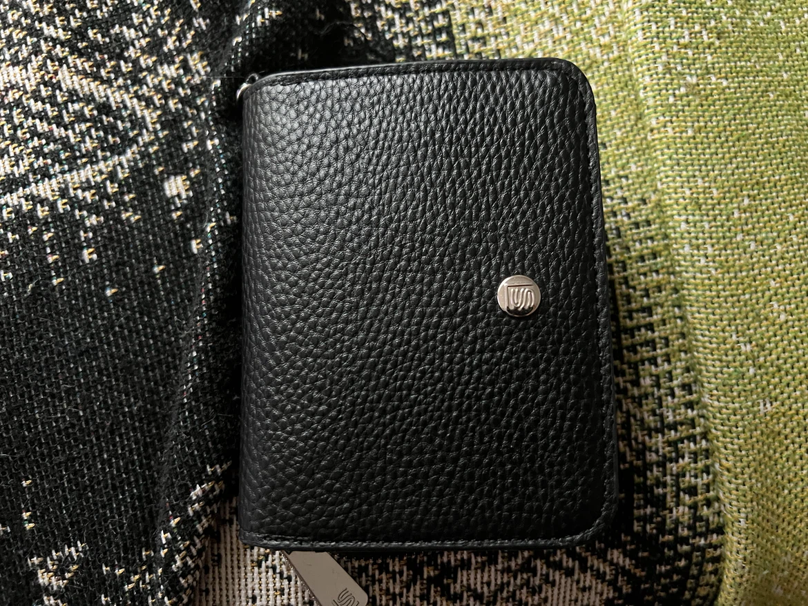Leather Bifold Wallet - photo 2
