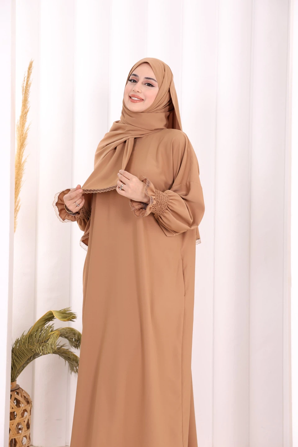 Abaya with Matching Hijab - photo 3