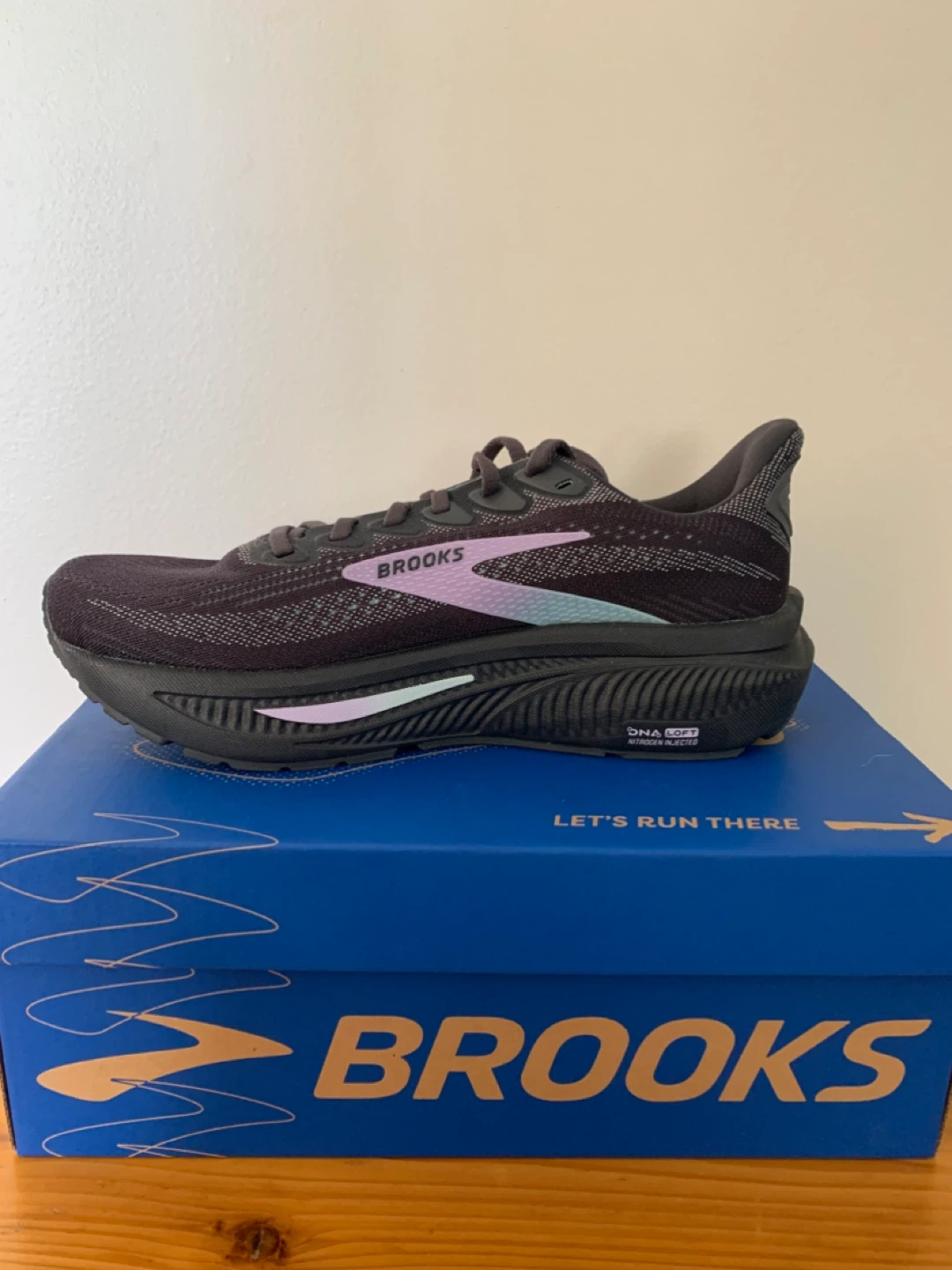 Brooks Ghost 17 Women's Running Shoes Size 7.5 Wide - photo 3