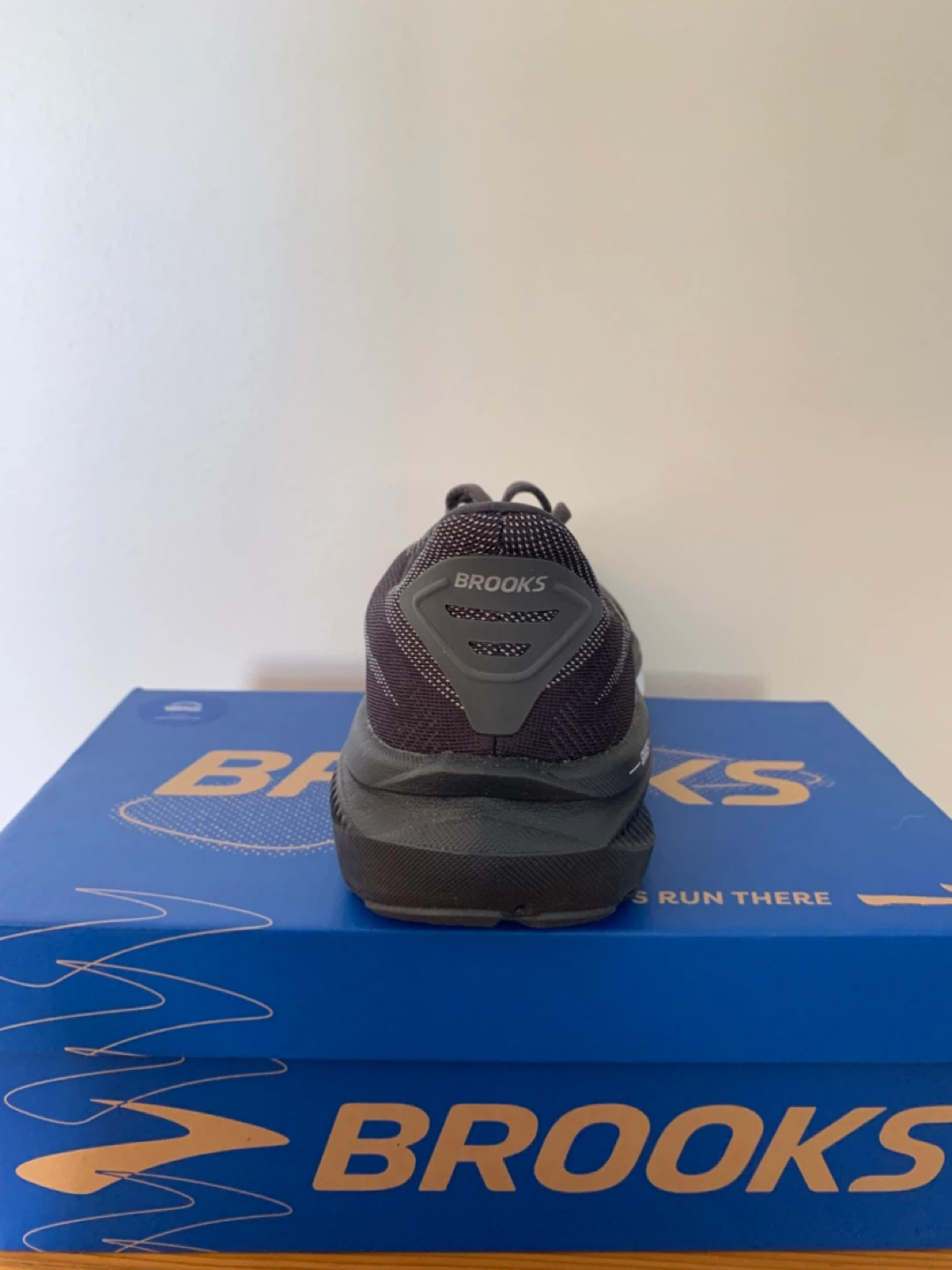 Brooks Ghost 17 Women's Running Shoes Size 7.5 Wide - photo 4