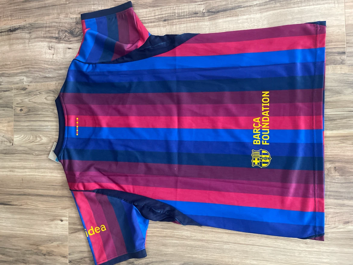 FC Barcelona Nike Dri-FIT Jersey - Size Medium - photo 2