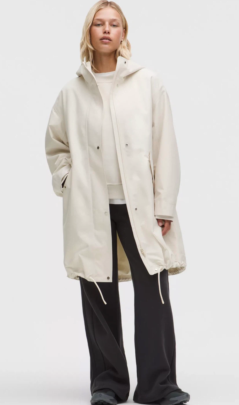 Lululemon oversized coccoon rain jacket