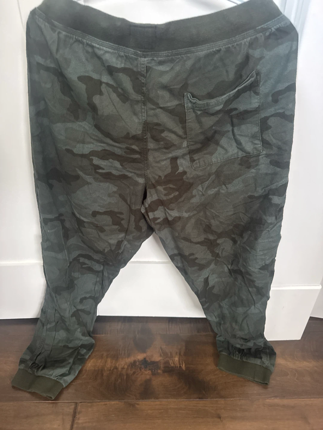American Eagle Camo Joggers Size M - photo 3
