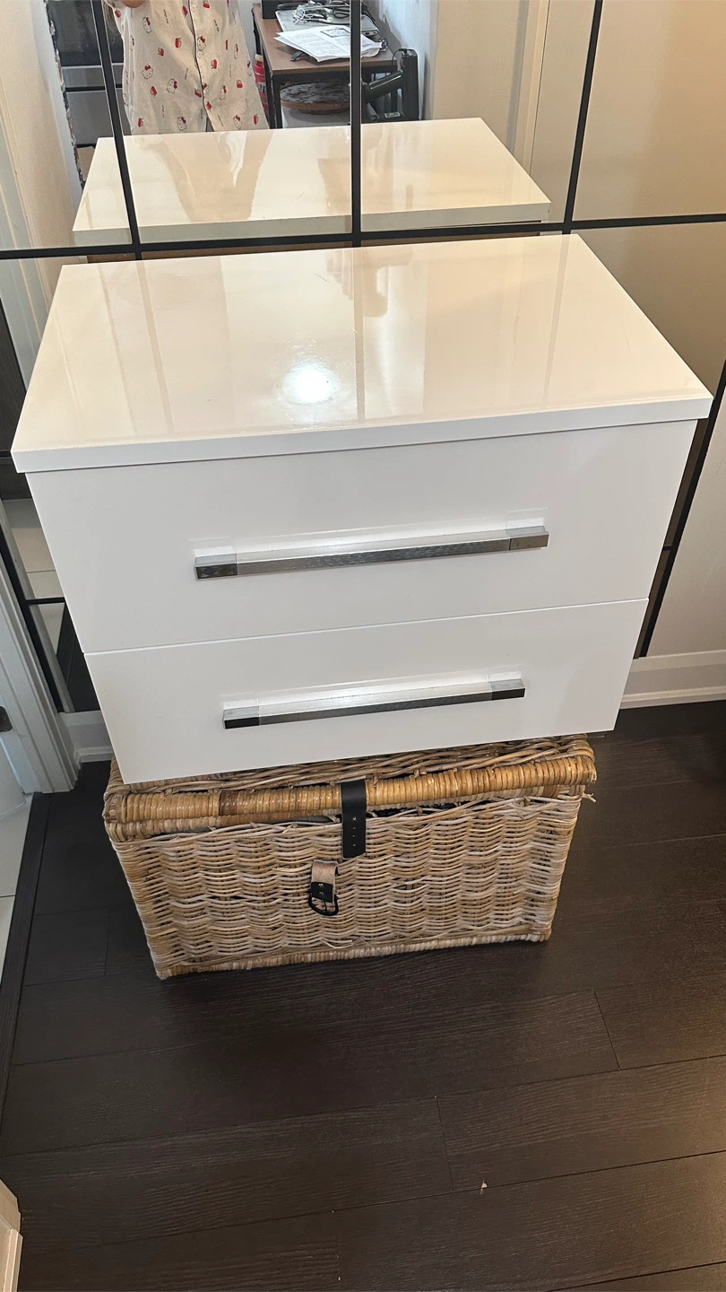 White 2-Drawer Nightstand - photo 2
