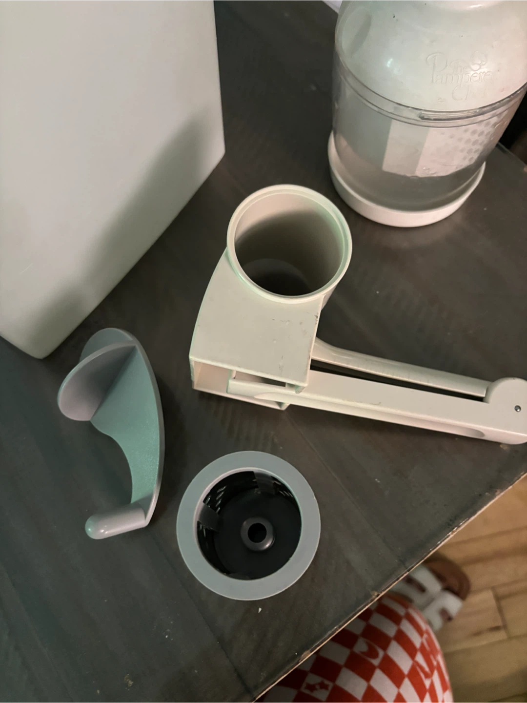 The Pampered Chef Rotary Grater - photo 2