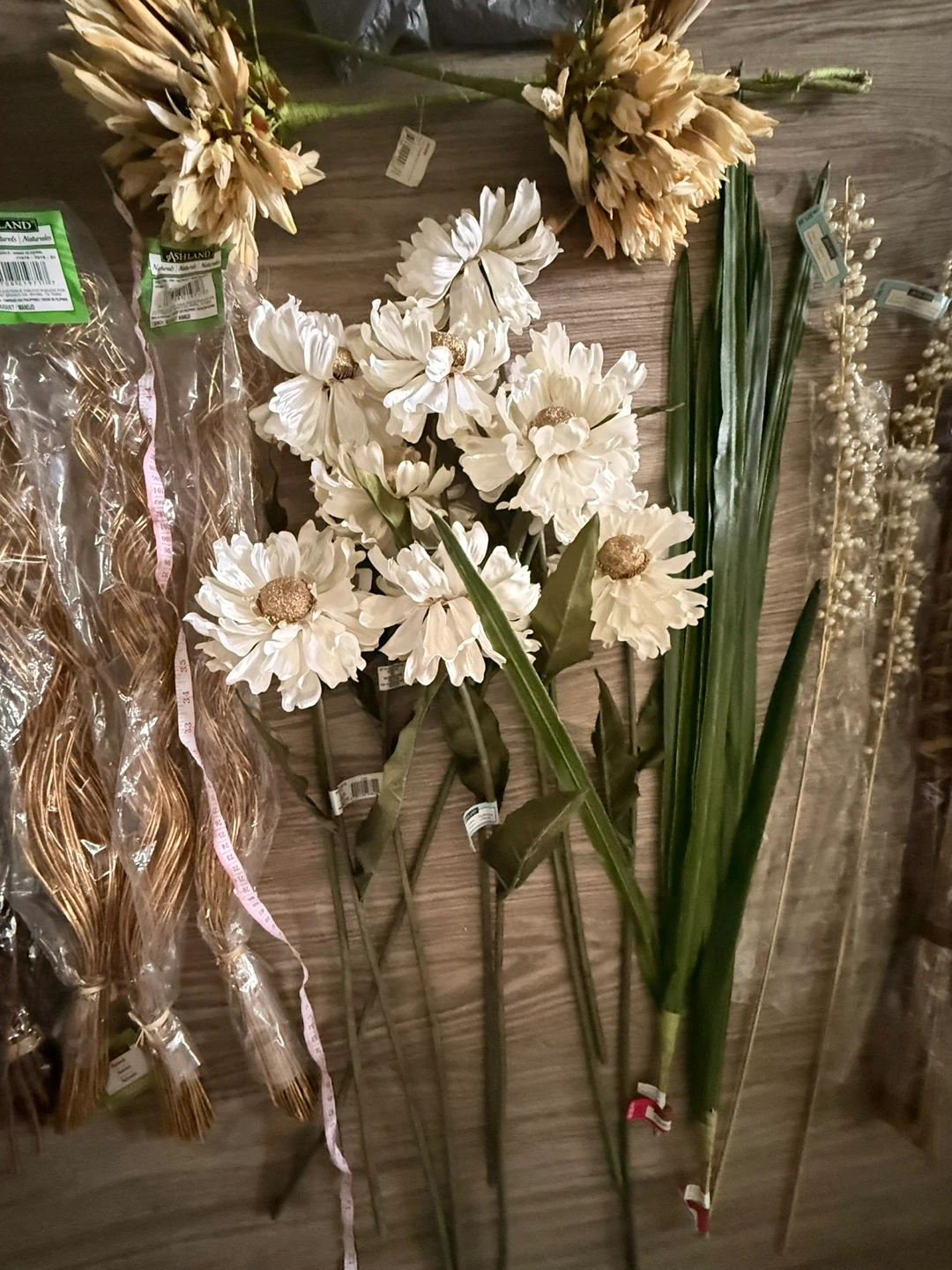 $270+ w Tags • Large MICHAELS Flower Craft LOT @ $90 FIRM - photo 2