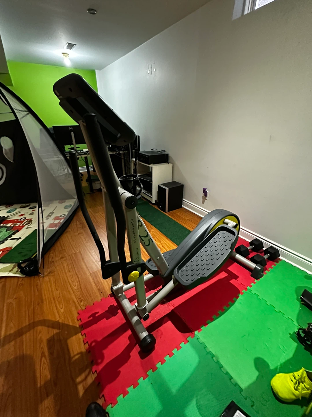 Weslo 8.25 Elliptical Trainer - photo 3