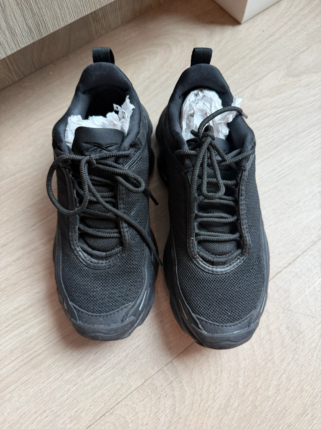 Reebok DMX Moving Air Black Sneakers - photo 5