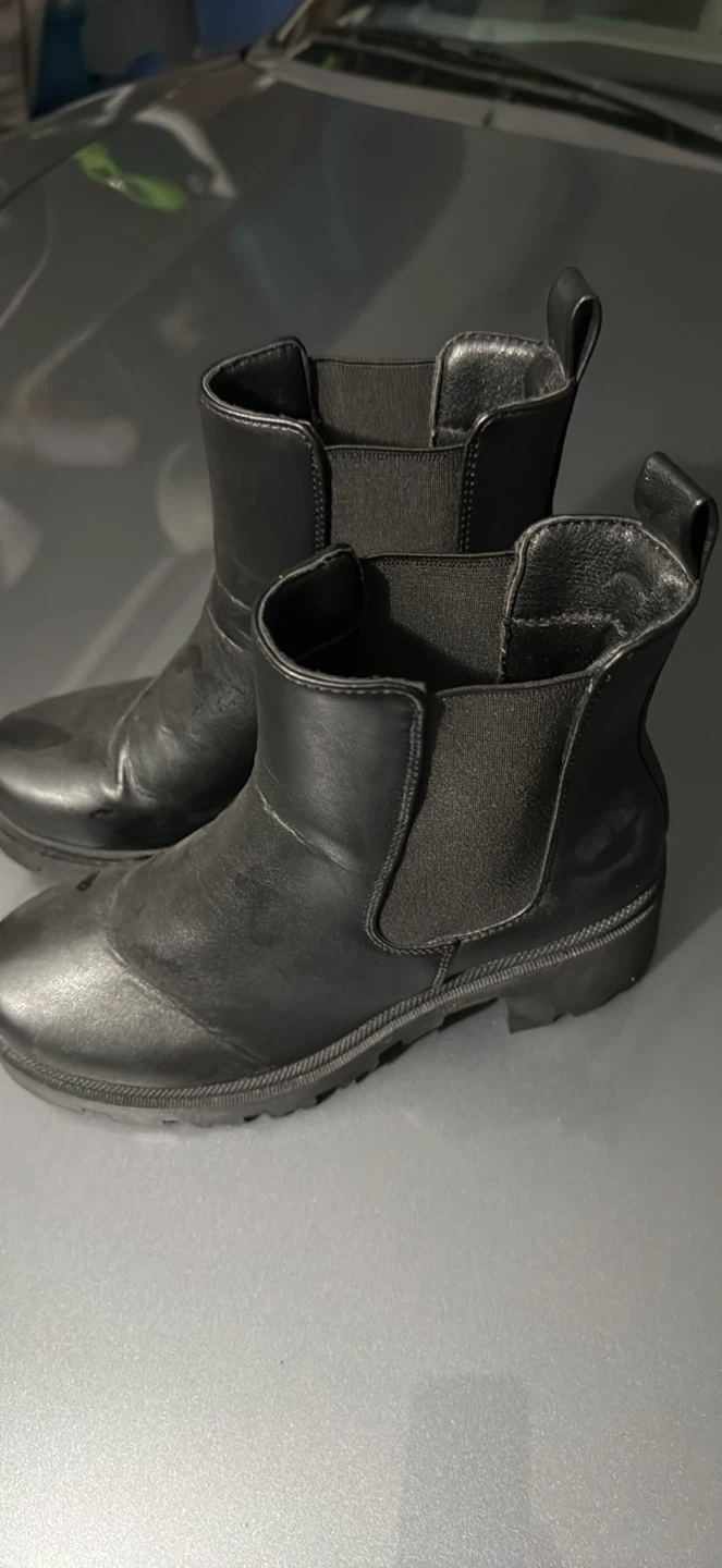 Black Boots size 6 - photo 2