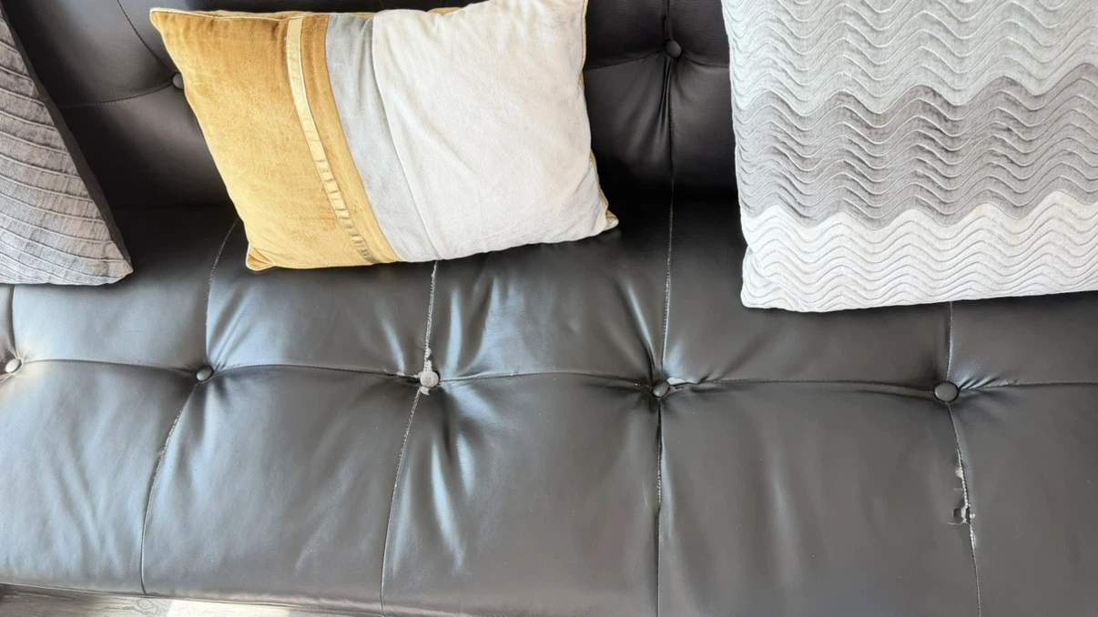 Moving out sale Black Glass Top Coffee Table - photo 5
