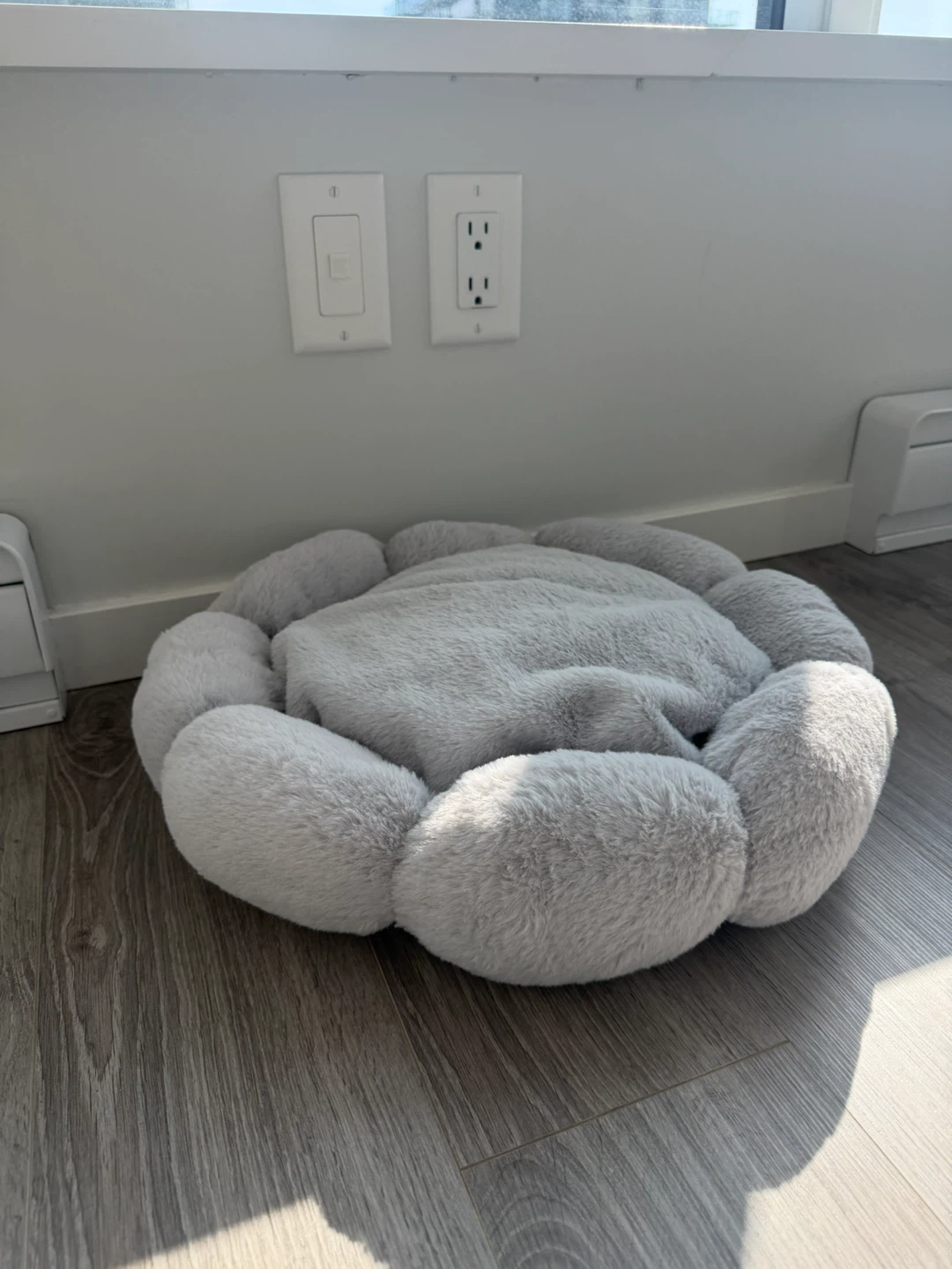Cozy Cat Beds & Pet Beds – $20 Each | Buy 2 Save $5 - photo 3