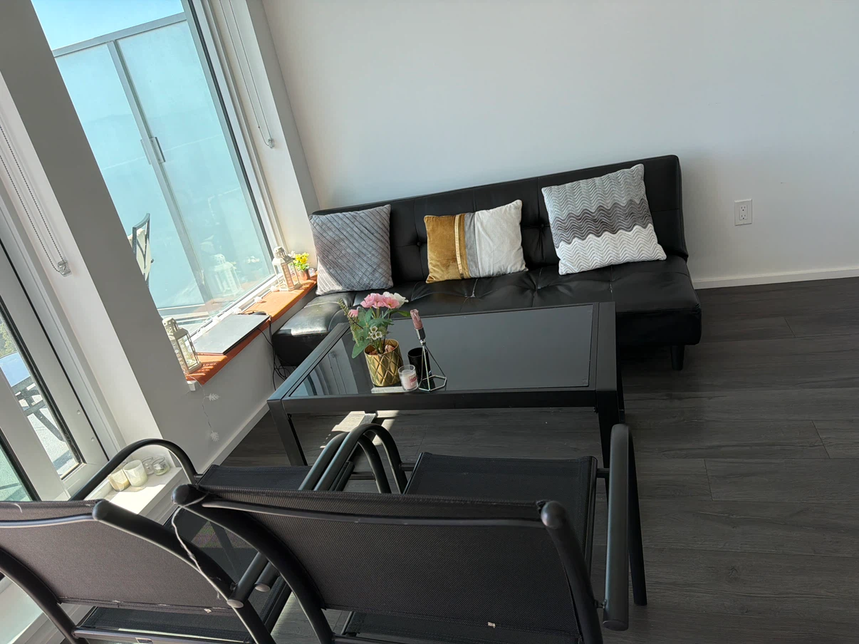 Moving out sale Black Glass Top Coffee Table - photo 3