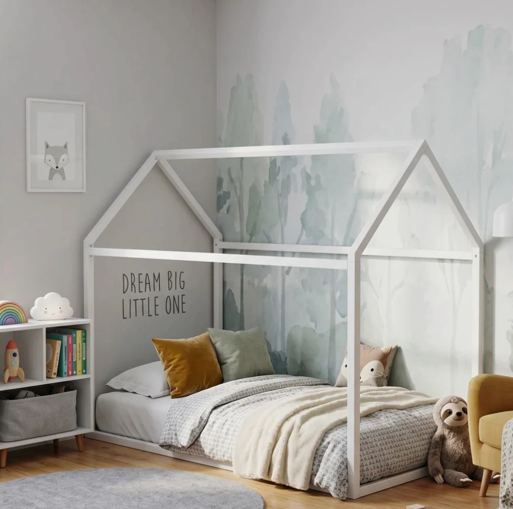 Barely used Metal Bed + mattress