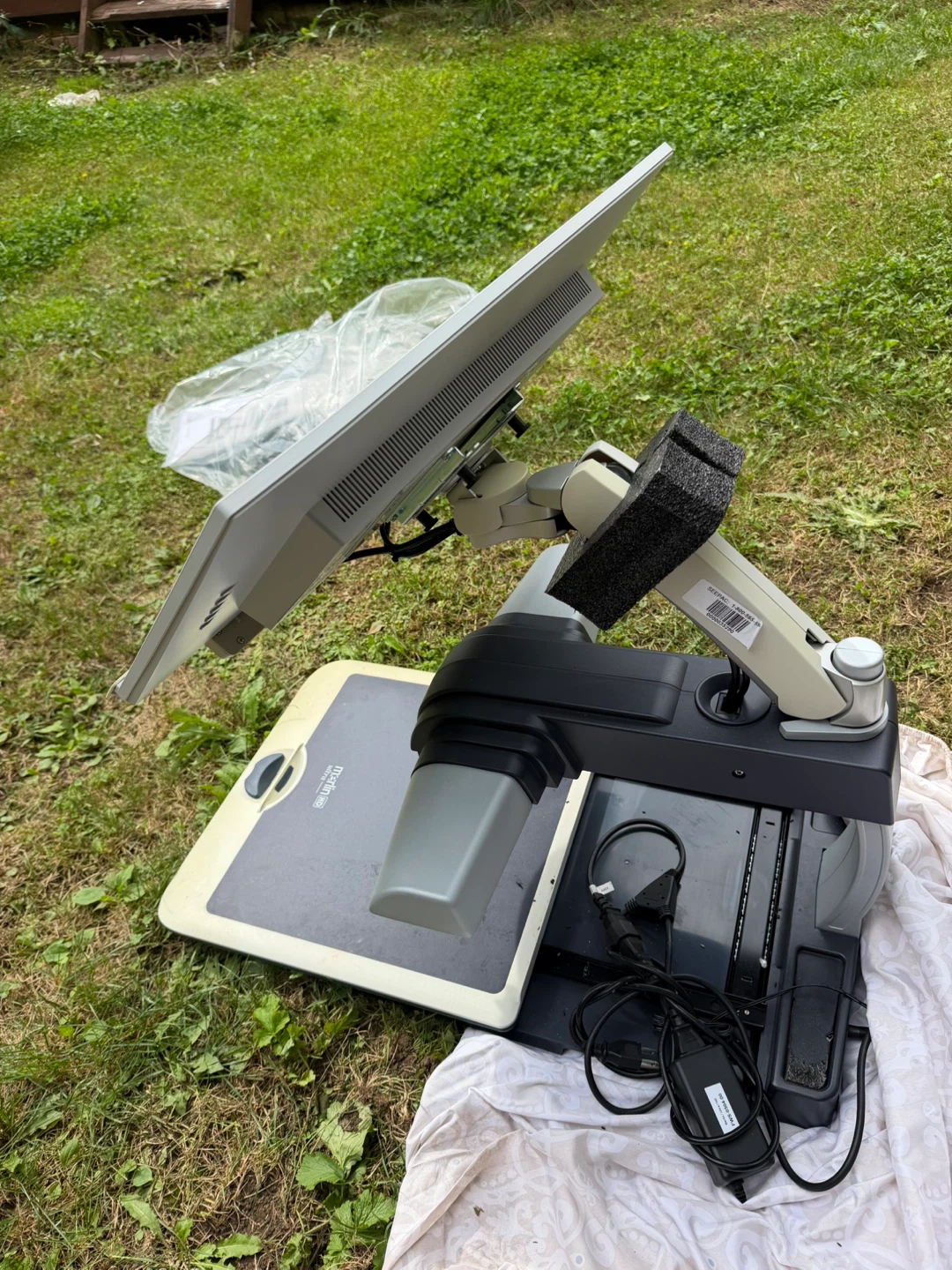 Enhanced Vision Merlin Ultra HD Video Magnifier - photo 2