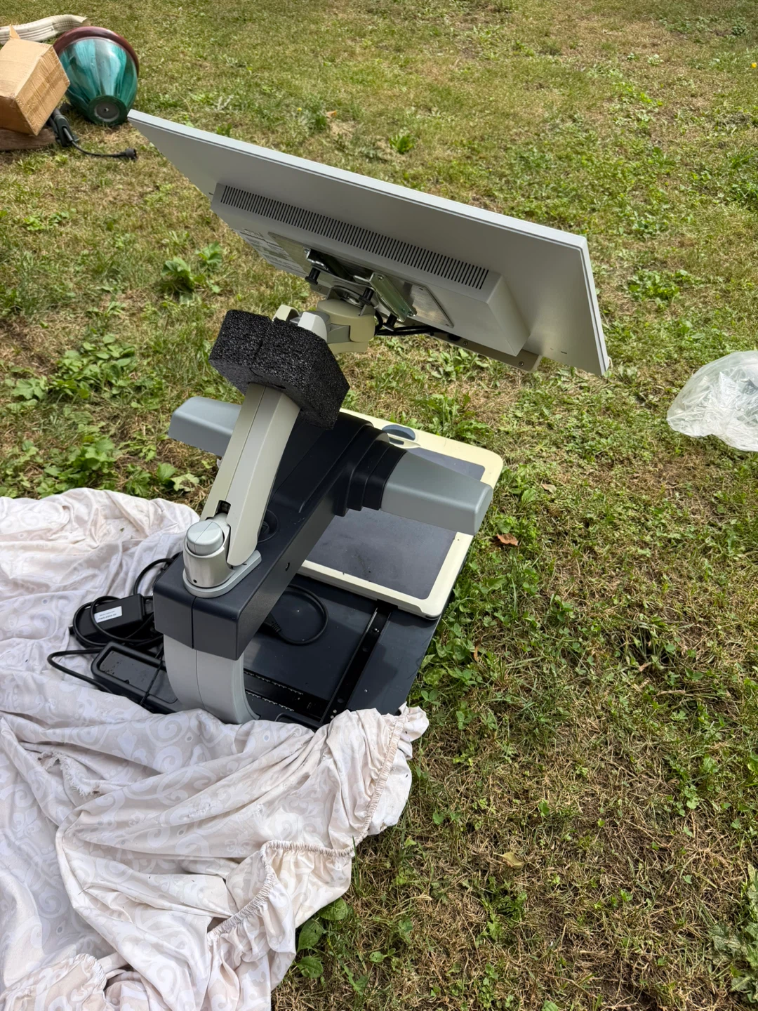 Enhanced Vision Merlin Ultra HD Video Magnifier - photo 3