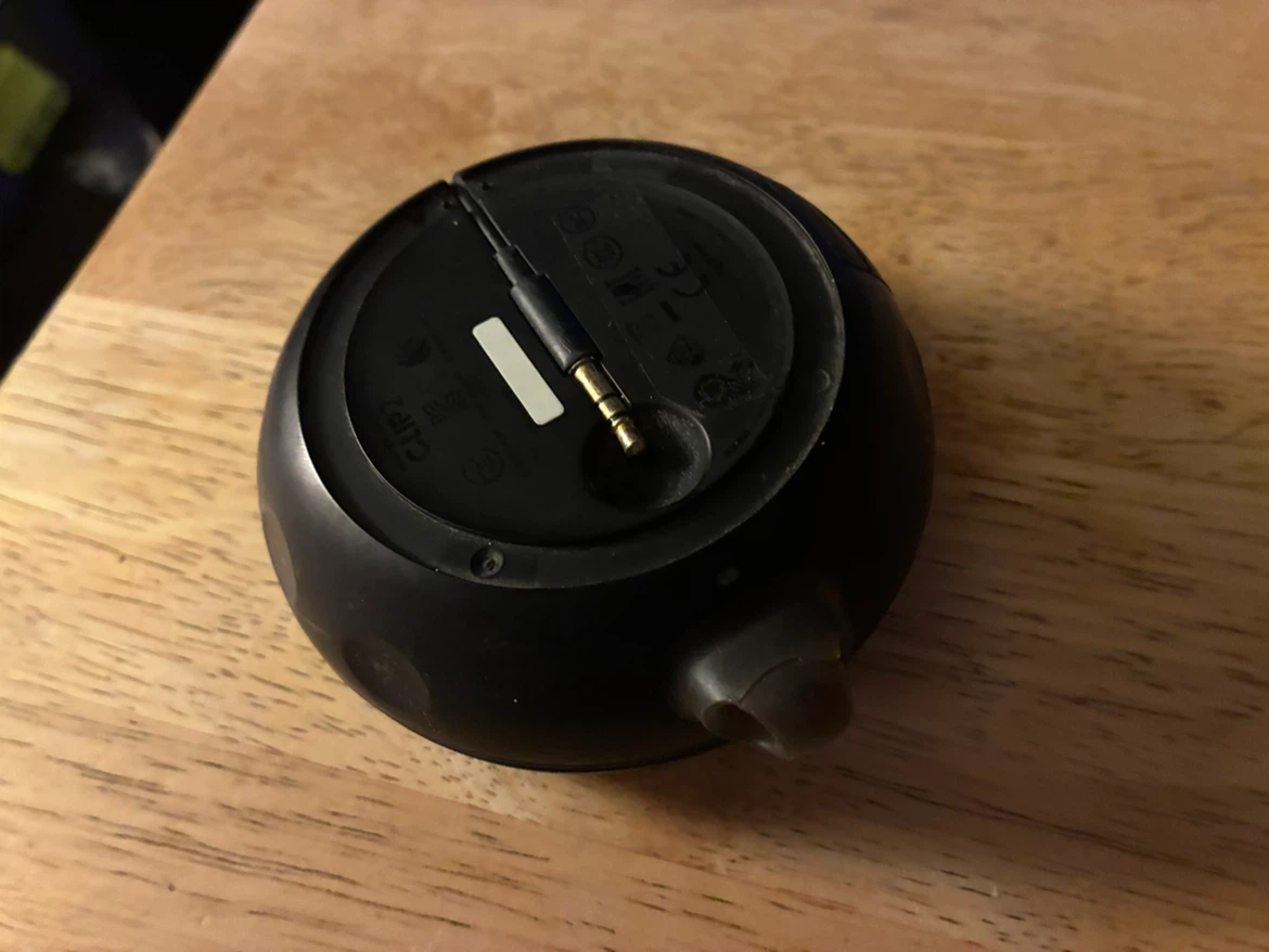 JBL Clip 2 Portable Bluetooth Speaker - photo 2