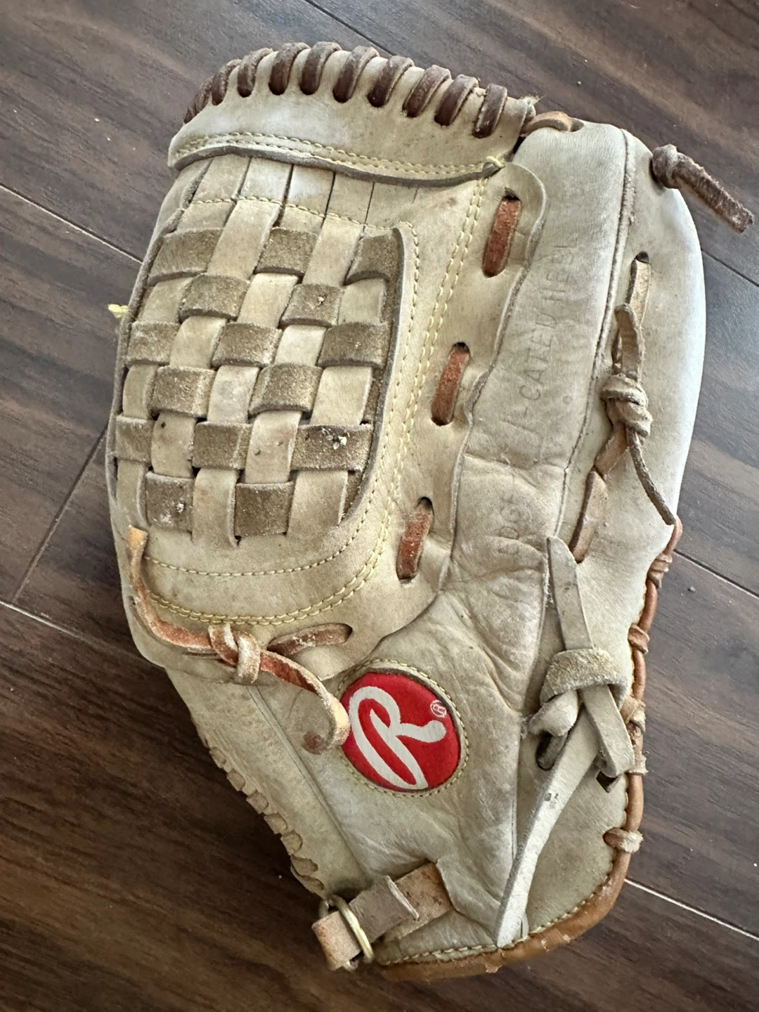 Rawlings Leather Baseball Glove