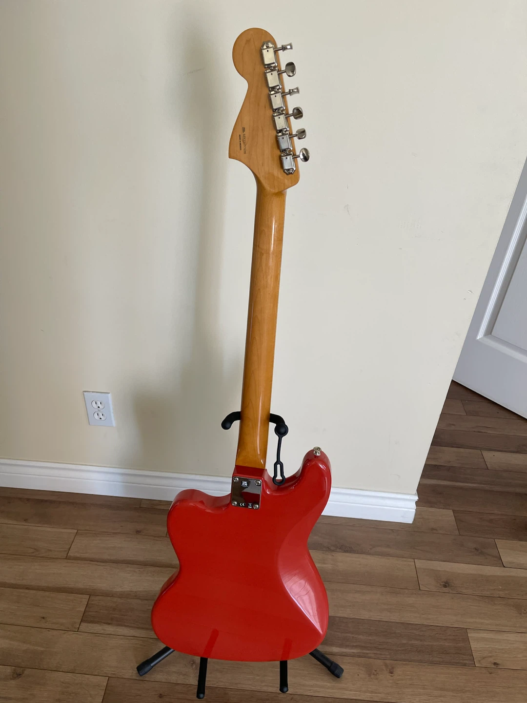 Fender VI Electric Guitar - photo 3