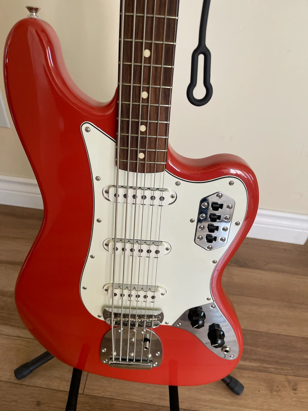 Fender VI Electric Guitar - photo 5