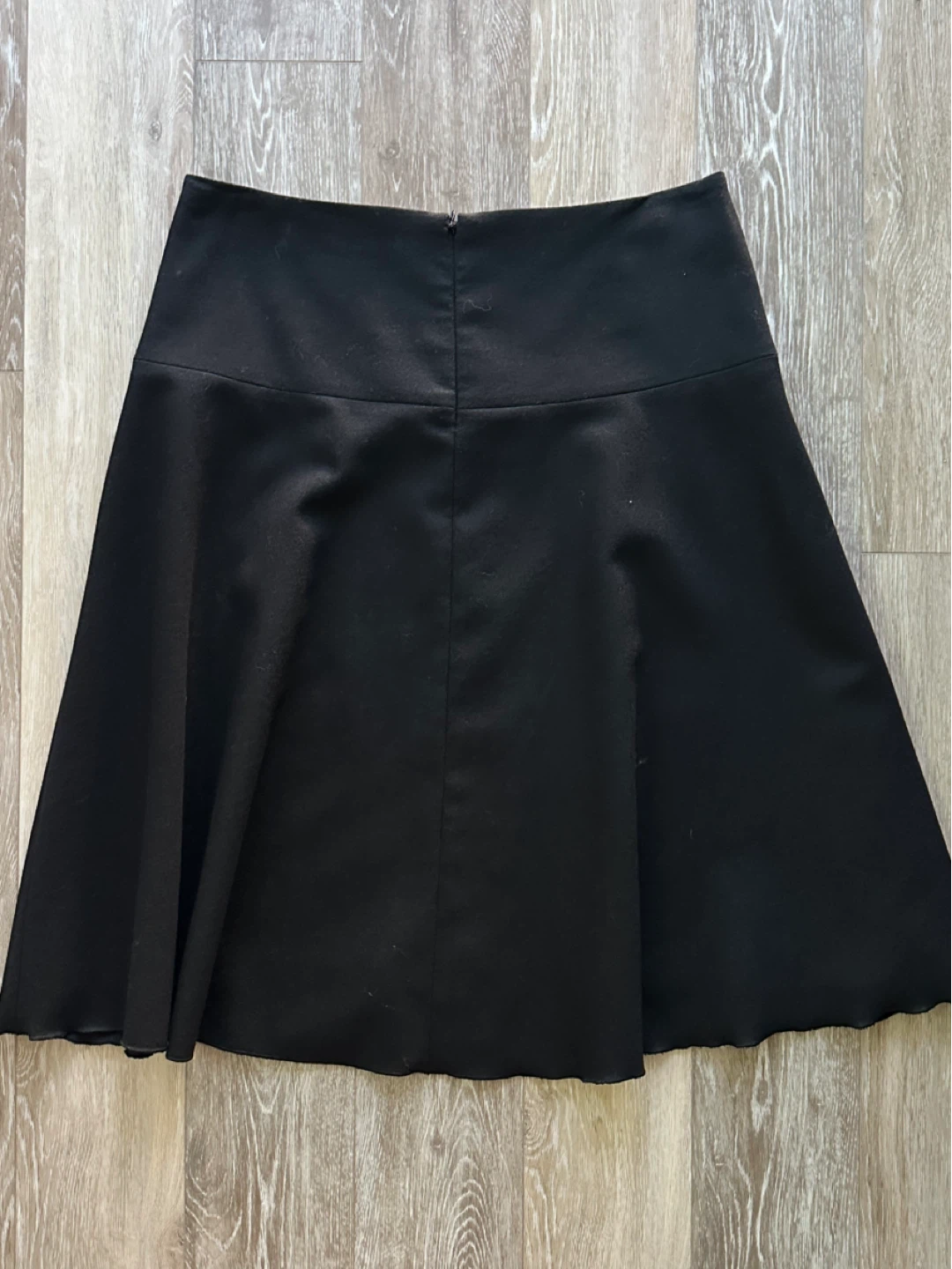 Vintage Holt Renfrew Black Wool Skirt Size 4 - photo 2