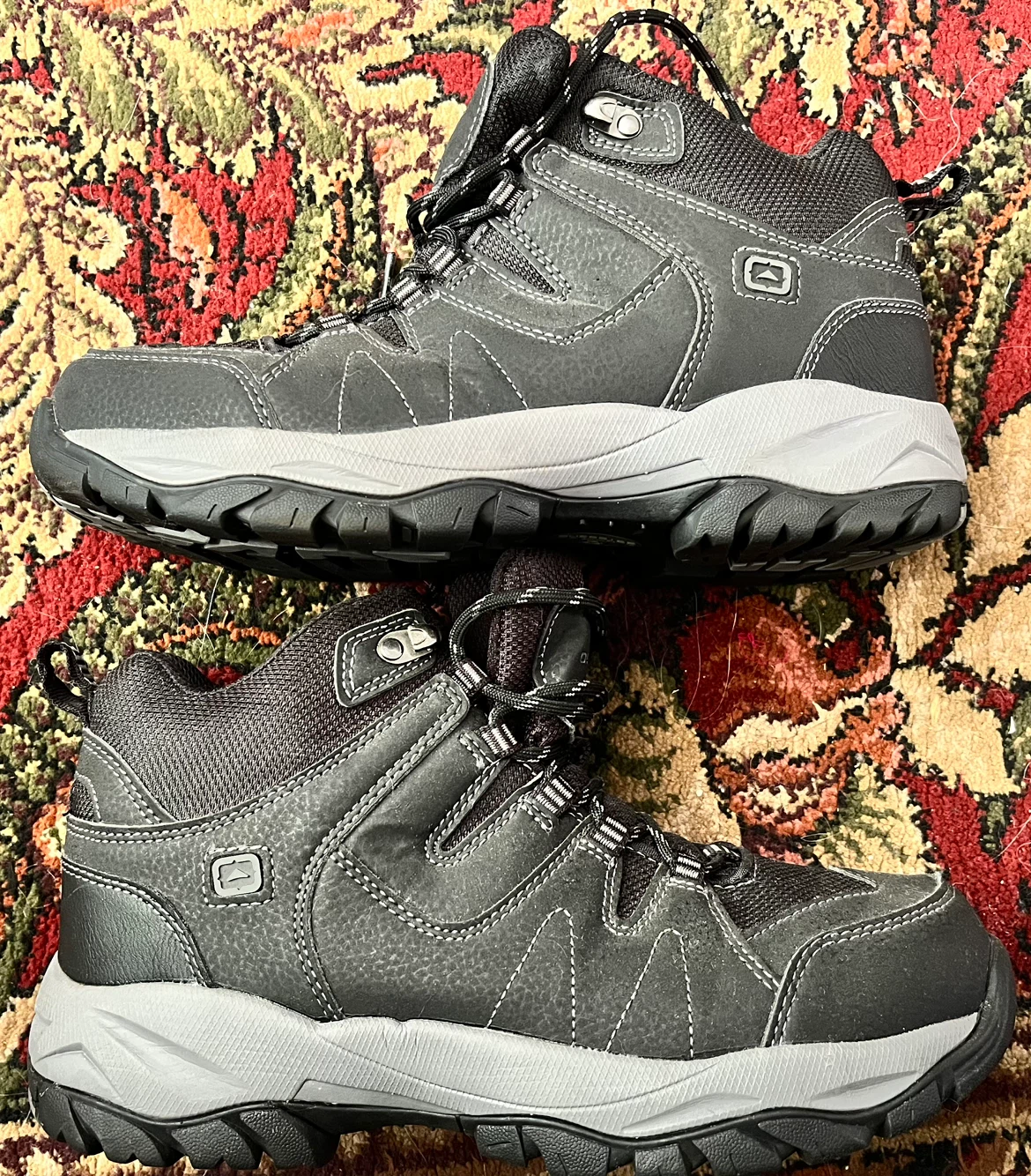 Outbound Traverse Hiking Boots - Black - Size 7M