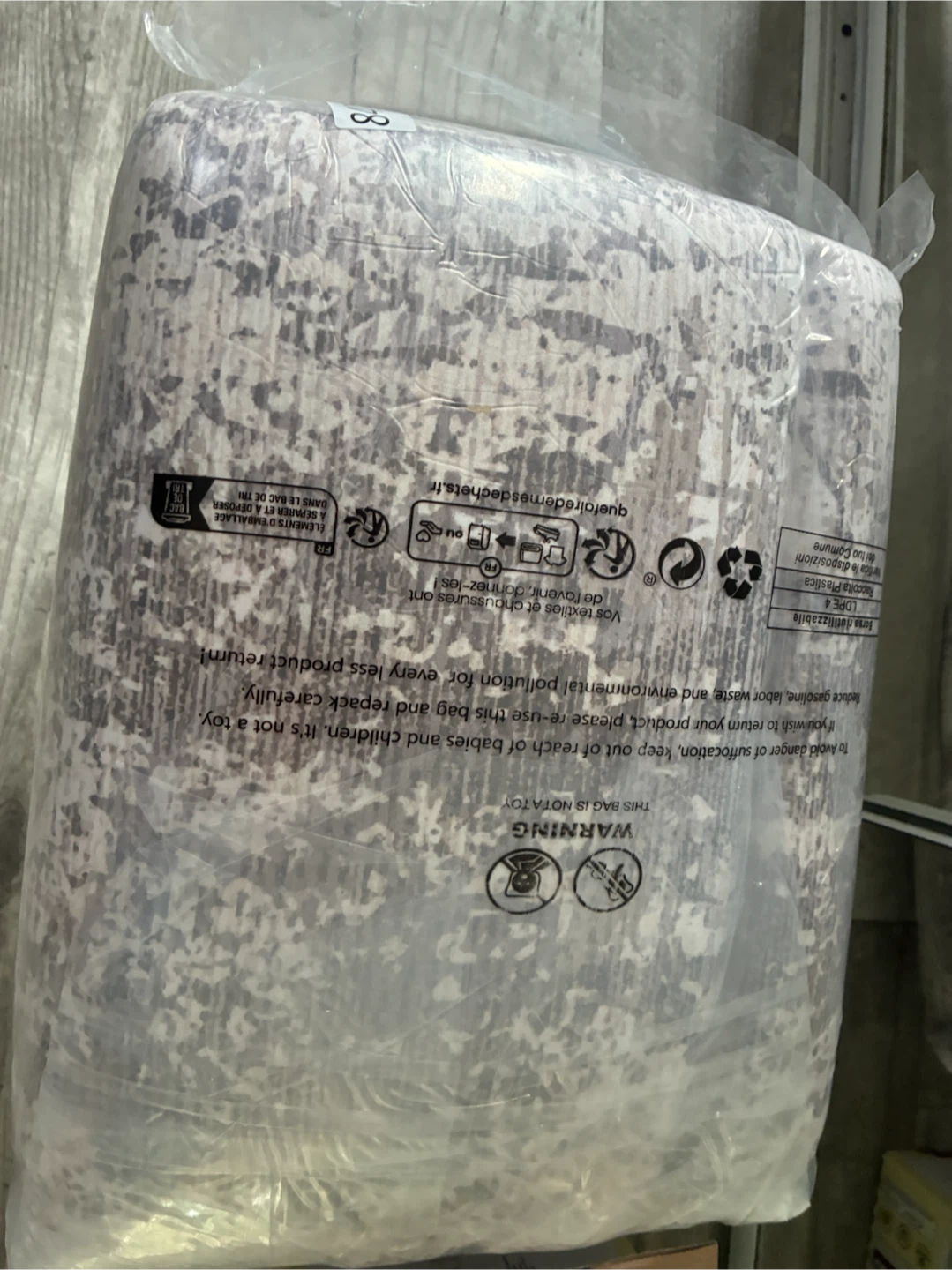 Brand New Area Rug - photo 4