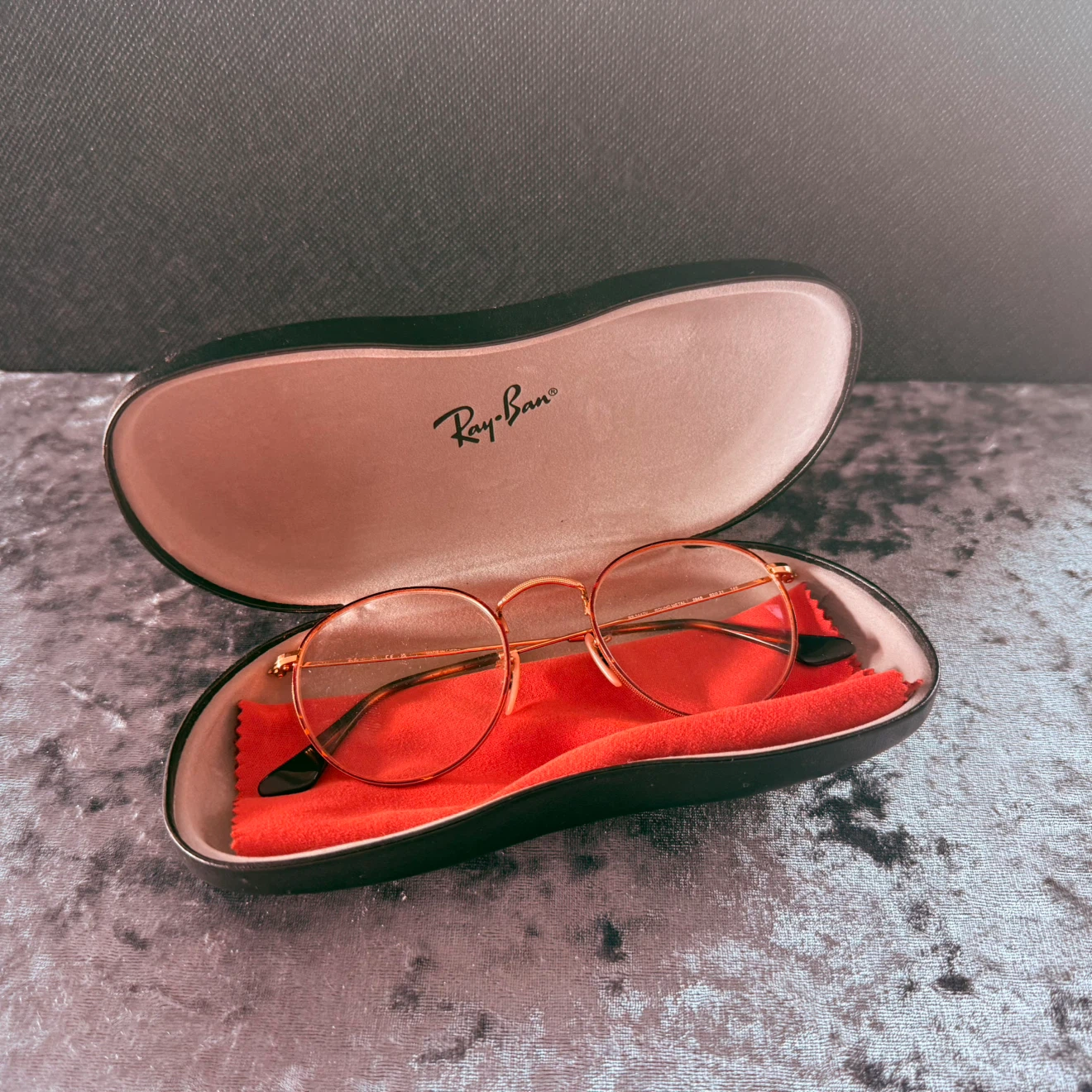 Ray-Ban Round Metal Glasses