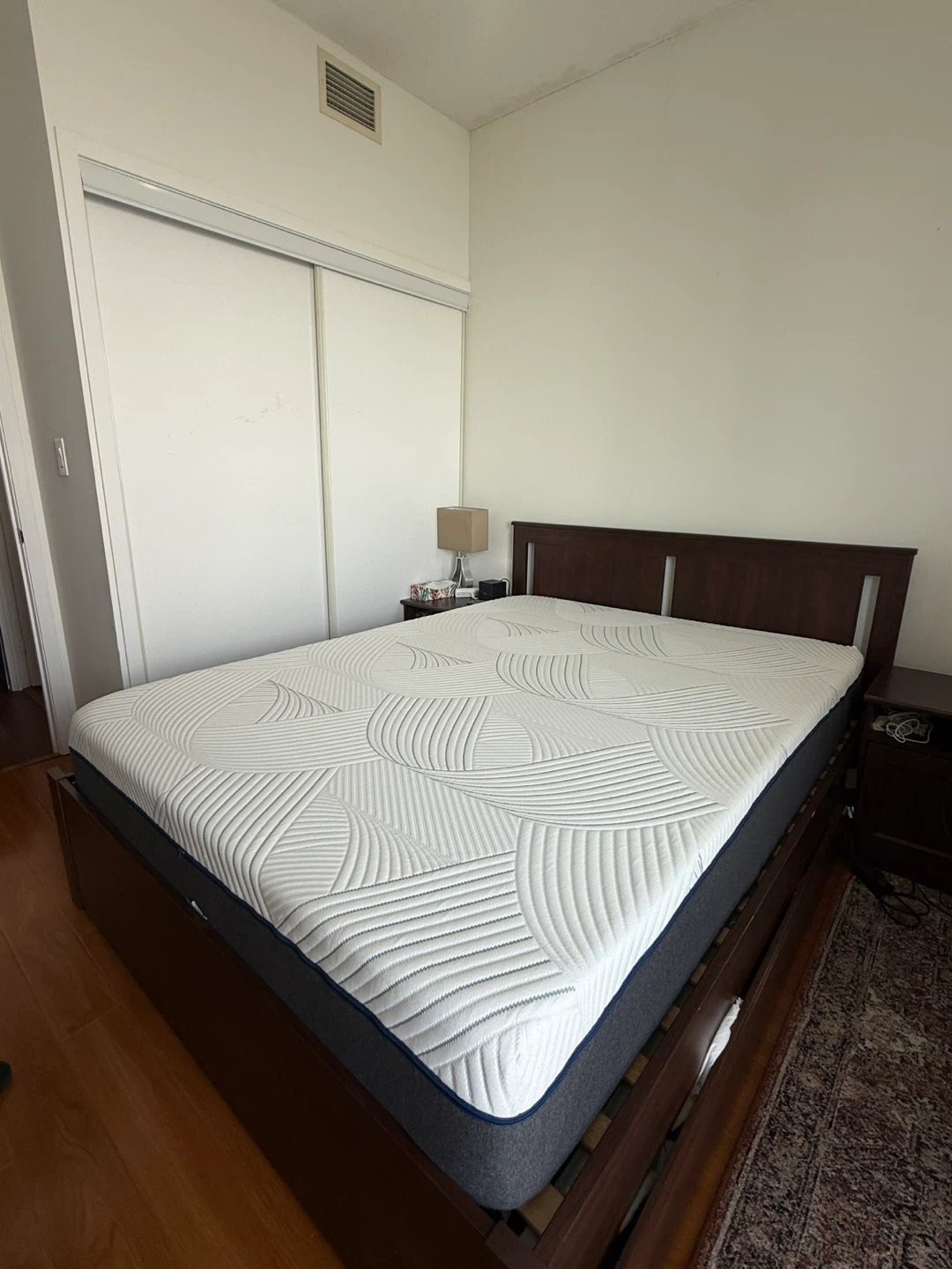 Queen Mattress – Medium Firm, Like New – $150