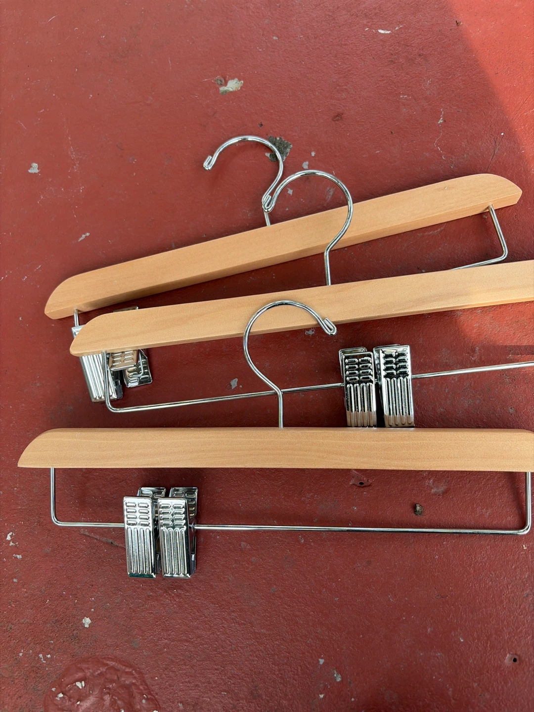 Wooden pant hangers - photo 2
