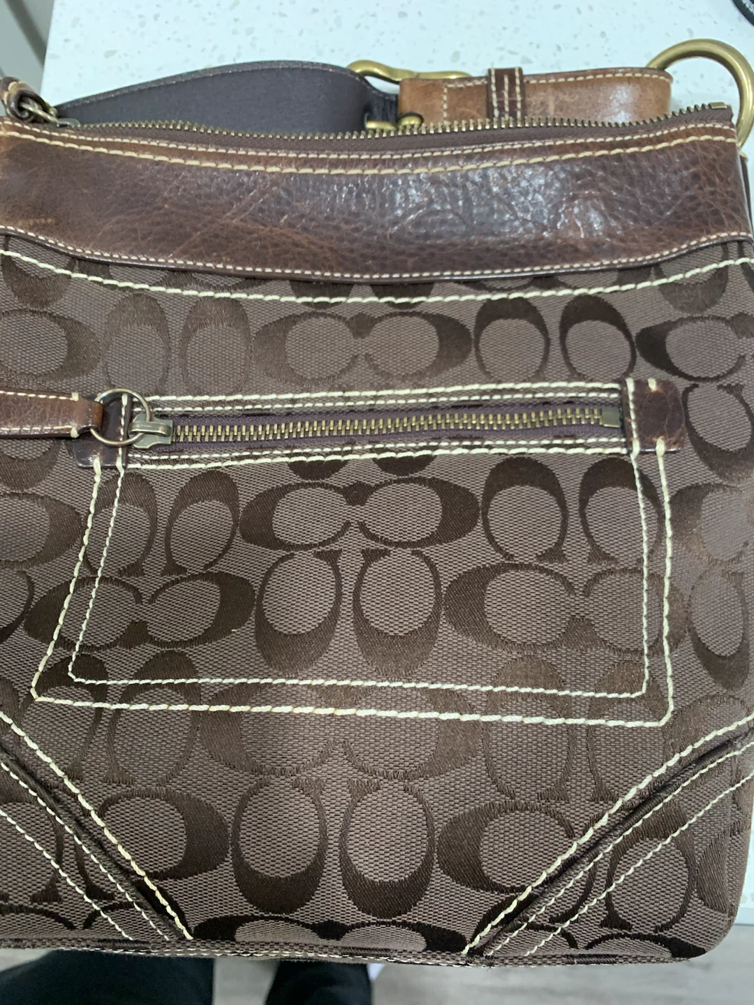 Coach Signature Crossbody Bag - photo 2