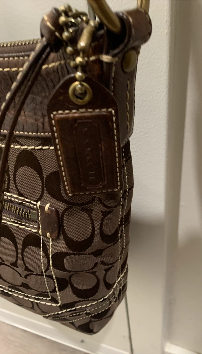 Coach Signature Crossbody Bag - photo 3