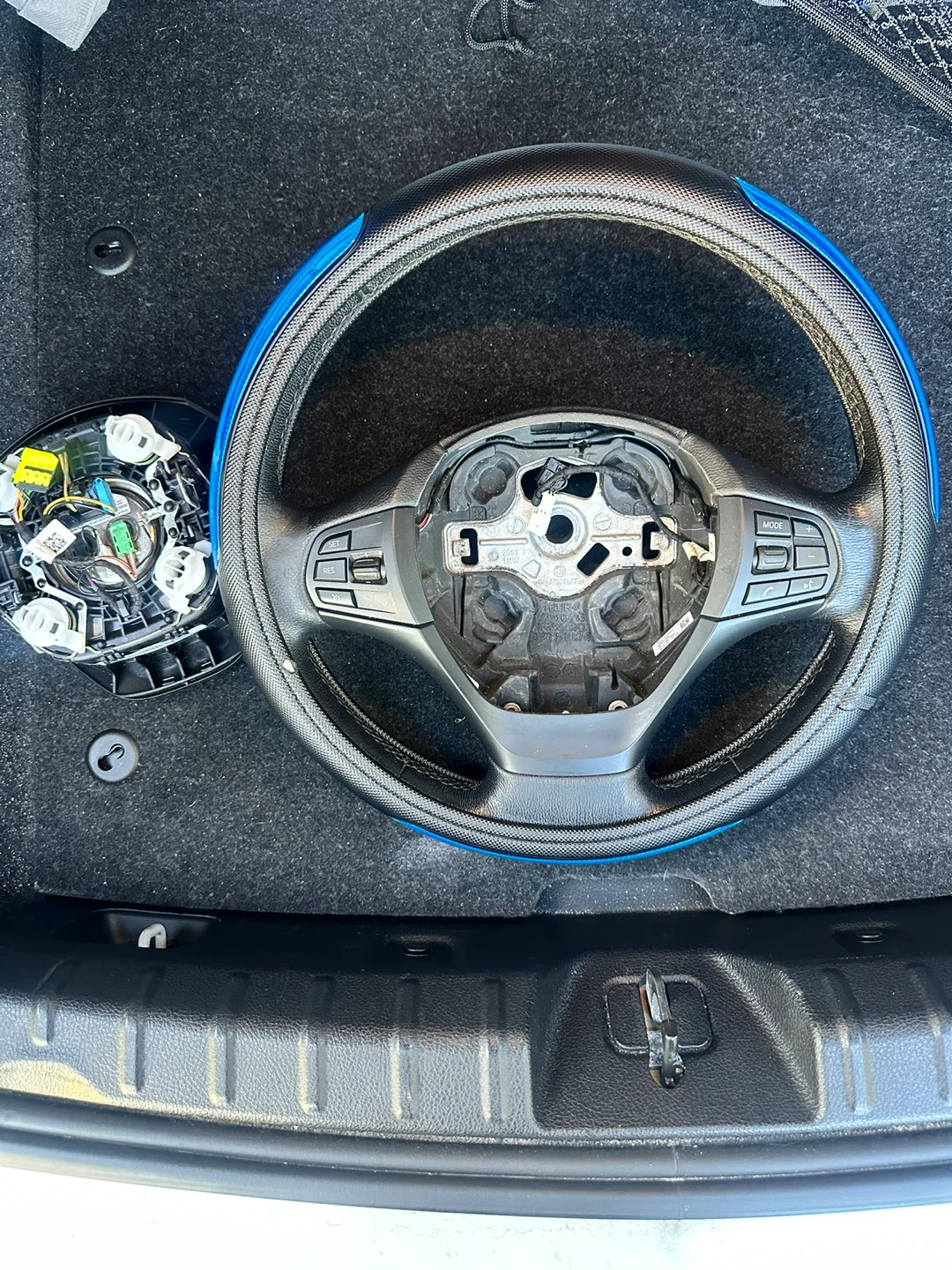 BMW Steering Wheel with Controls - photo 2