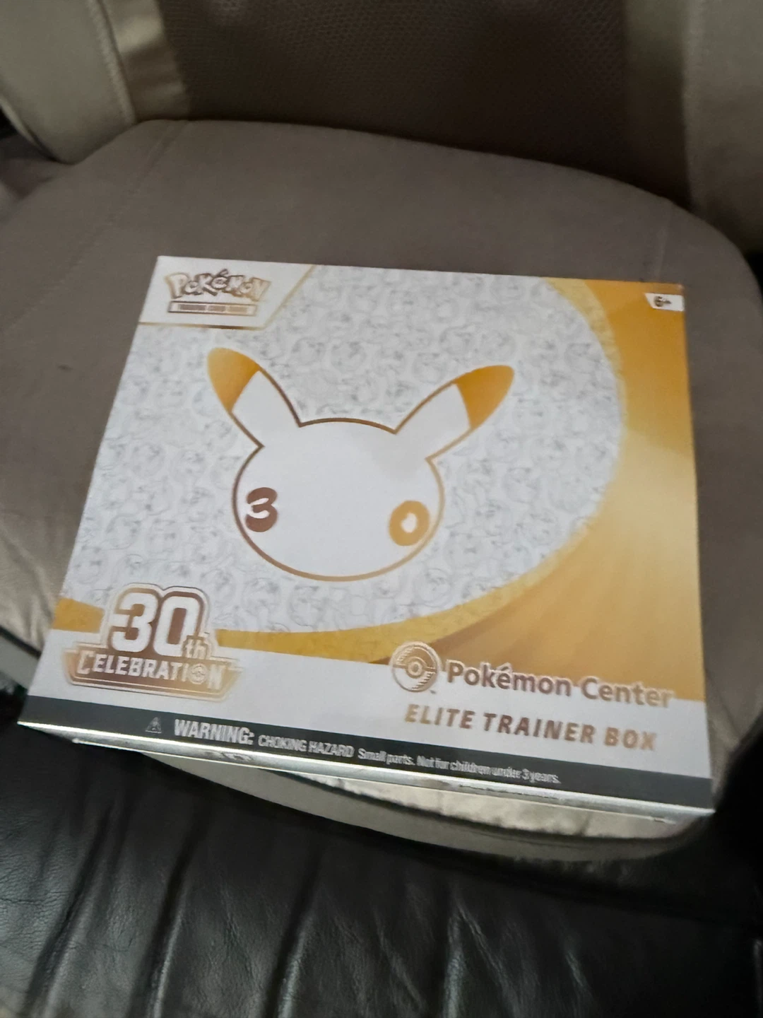 Pokemon Center Celebrations Elite Trainer Box