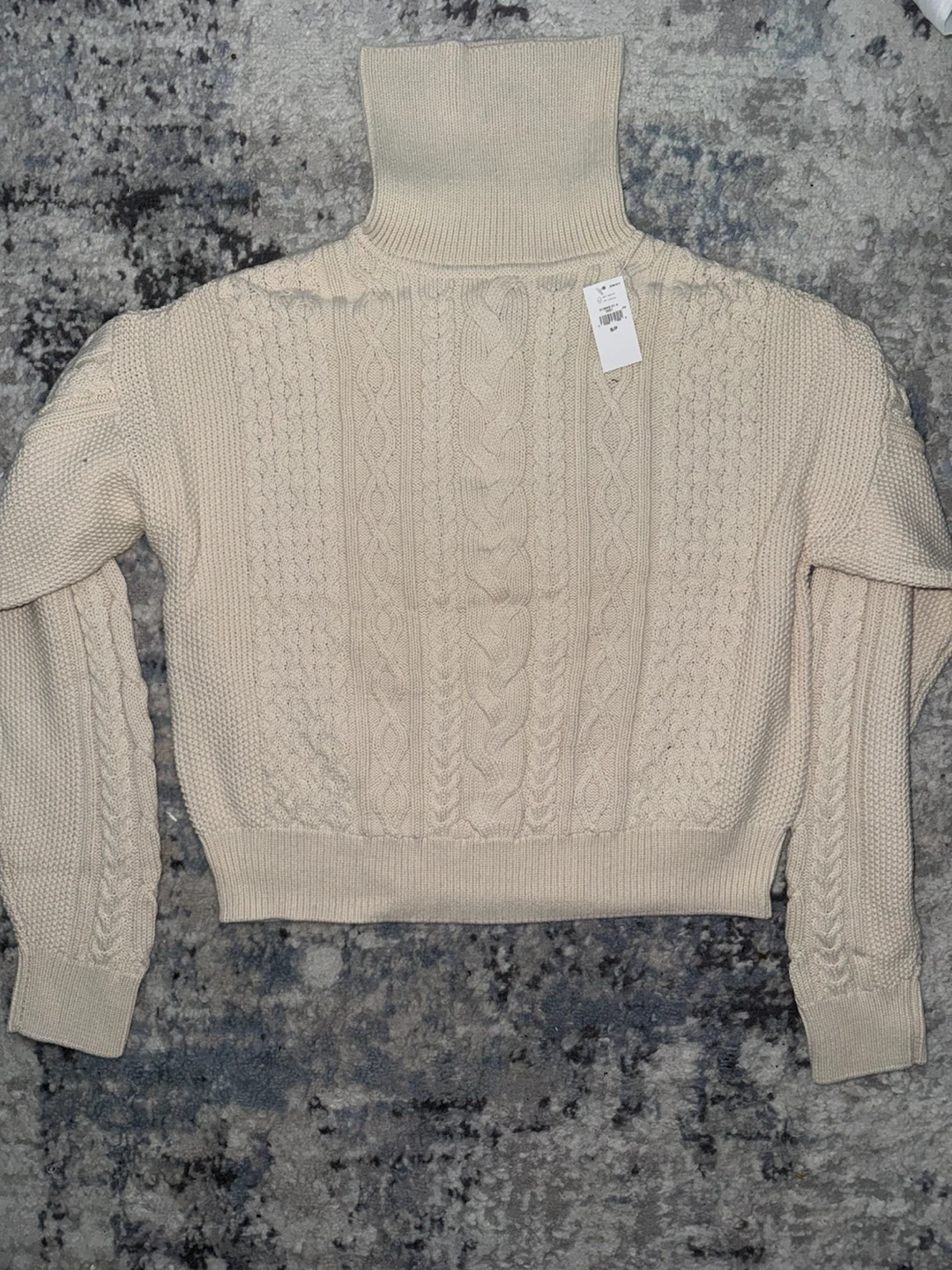 Gap Cable Knit Turtleneck Sweater