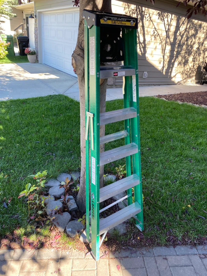 6 foot fibreglass step ladder - photo 5