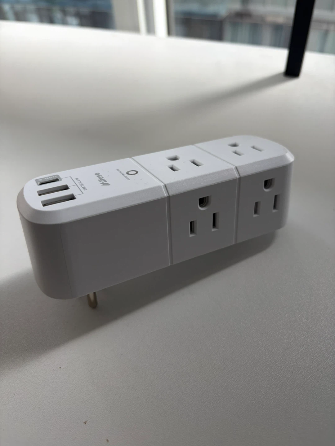 Wall Outlet Extender 6 connection extension, 2USB and 1USB-C
